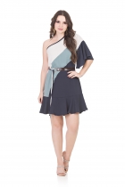 VESTIDO KÍMIKA CURTO DE UM OMBRO SÓ TRICOLOR AZUL.