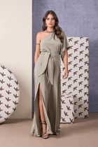 CONJUNTO KÍMIKA SAIA LONGA EM CREPE FLUÍDO VERMELHO.