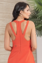 VESTIDO KÍMIKA MÍDI FEITO EM CREPE ALFAIATARIA LARANJA.