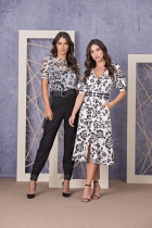 VESTIDO KÍMIKA MÍDI EM CREPE OPACO ESTAMPADO.