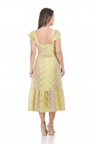 VESTIDO KIMIKA CURTO AMARELO COM RENDA E SAIA DE SOBREPOSIÇÃO MIDI .