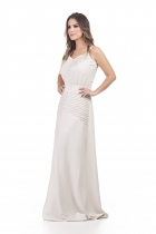 VESTIDO LONGO KÍMIKA LISO COM FENDA FONTAL CINZA CLARO.