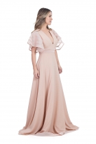 VESTIDO LONGO KÍMIKA FEITO EM CREPE DE SEDA E TELAS ROSE.