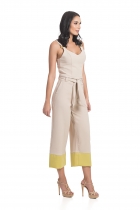 CONJUNTO KÍMIKA CALÇA PANTACOURT BEGE.