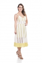 VESTIDO MÍDI KÍMIKA EM RENDA MACRAMÊ AMARELO.