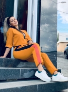 CONJUNTO KÍMIKA EM CREPE ALFAIATARIA MOSTARDA