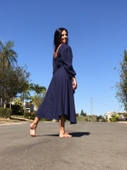 VESTIDO MÍDI KÍMIKA MONOCROMÁTICO EM LINHO COM ELASTANO AZUL
