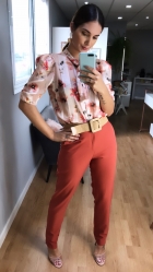 CONJUNTO KÍMIKA CALÇA EM CREPE ALFAIATARIA E BLUSA EM CREPE COM TOQUE DE SEDA LARANJA