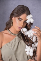 CONJUNTO KÍMIKA SAIA LONGA EM CREPE FLUÍDO CINZA