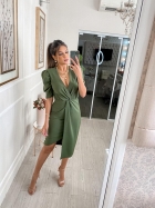 VESTIDO MÍDI KÍMIKA MONOCROMÁTICO COM BUSTO TORCIDO VERDE