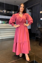 VESTIDO MÍDI KÍMIKA EM CREPE TEXTURIZADO MONOCROMÁTICO PINK