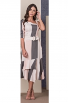 VESTIDO KÍMIKA MÍDI COM MANGA ASSIMÉTRICA LISTRADO.