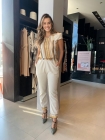 CONJUNTO KÍMIKA DE CALÇA JOGGER EM LINHO CONFORT E BLUSA ESTAMPA EXCLUSIVA