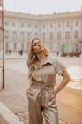 CONJUNTO KÍMIKA DE CALÇA MONOCROMÁTICO EM TENCEL BEGE