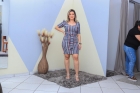 VESTIDO CURTO KÍMIKA CASUAL/JUSTO EM BENGALINE DE LISTRAS CINZA