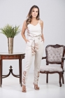 CONJUNTO KÍMIKA DE CALÇA EM LINHO COM DETALHES EM PAETÊ