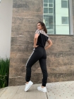 CONJUNTO KÍMIKA EM CREPE CONFORT PRETO COM DETALHES