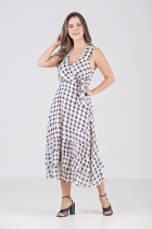 VESTIDO MÍDI KÍMIKA COM TOQUE DE SEDA DEVORÊ ESTAMPADO BEGE.